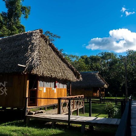 Green Forest Ecolodge Puerto Montufar Esterno foto