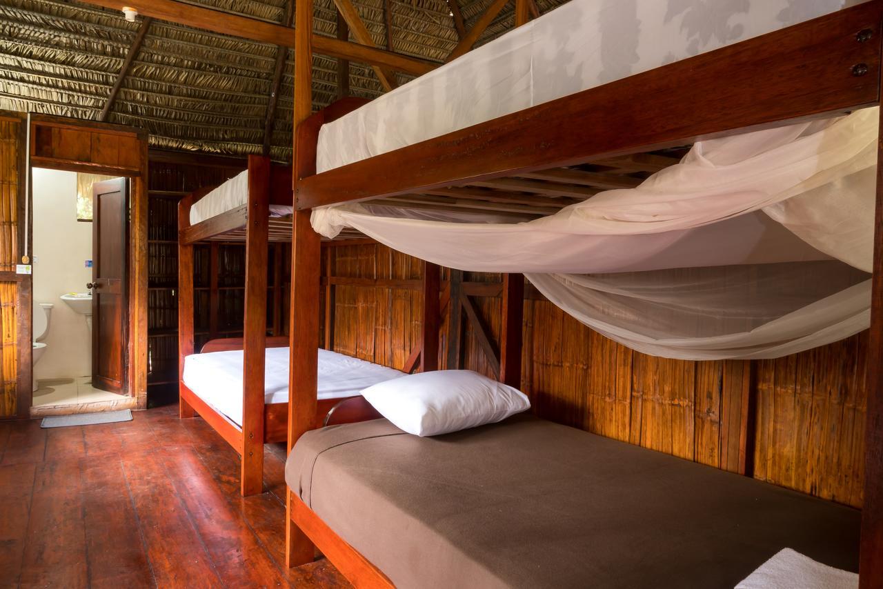 Green Forest Ecolodge Puerto Montufar Esterno foto